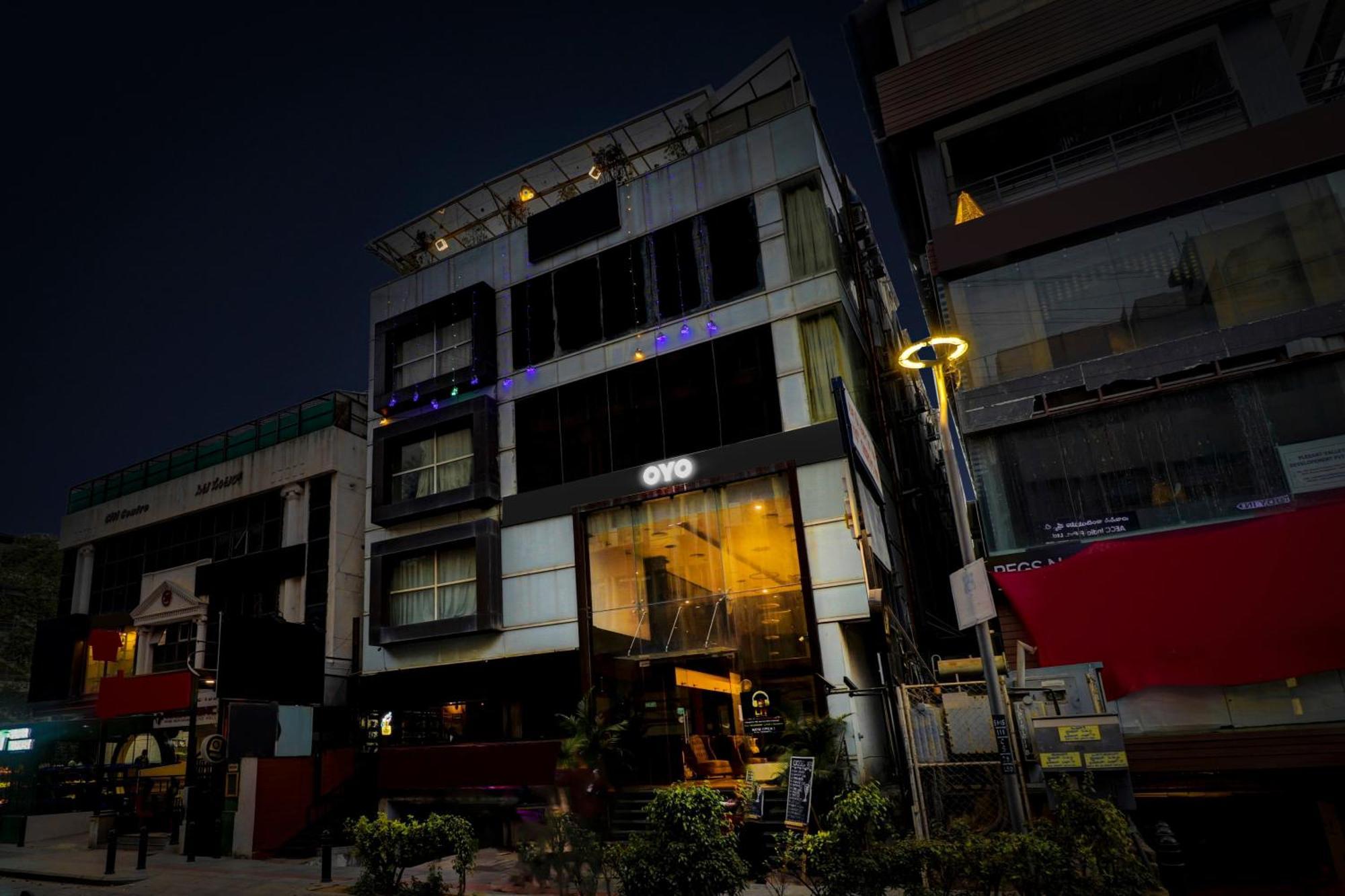 Collection O 29 Church'S Inn Near Cubbon Park Bangalore Exterior foto