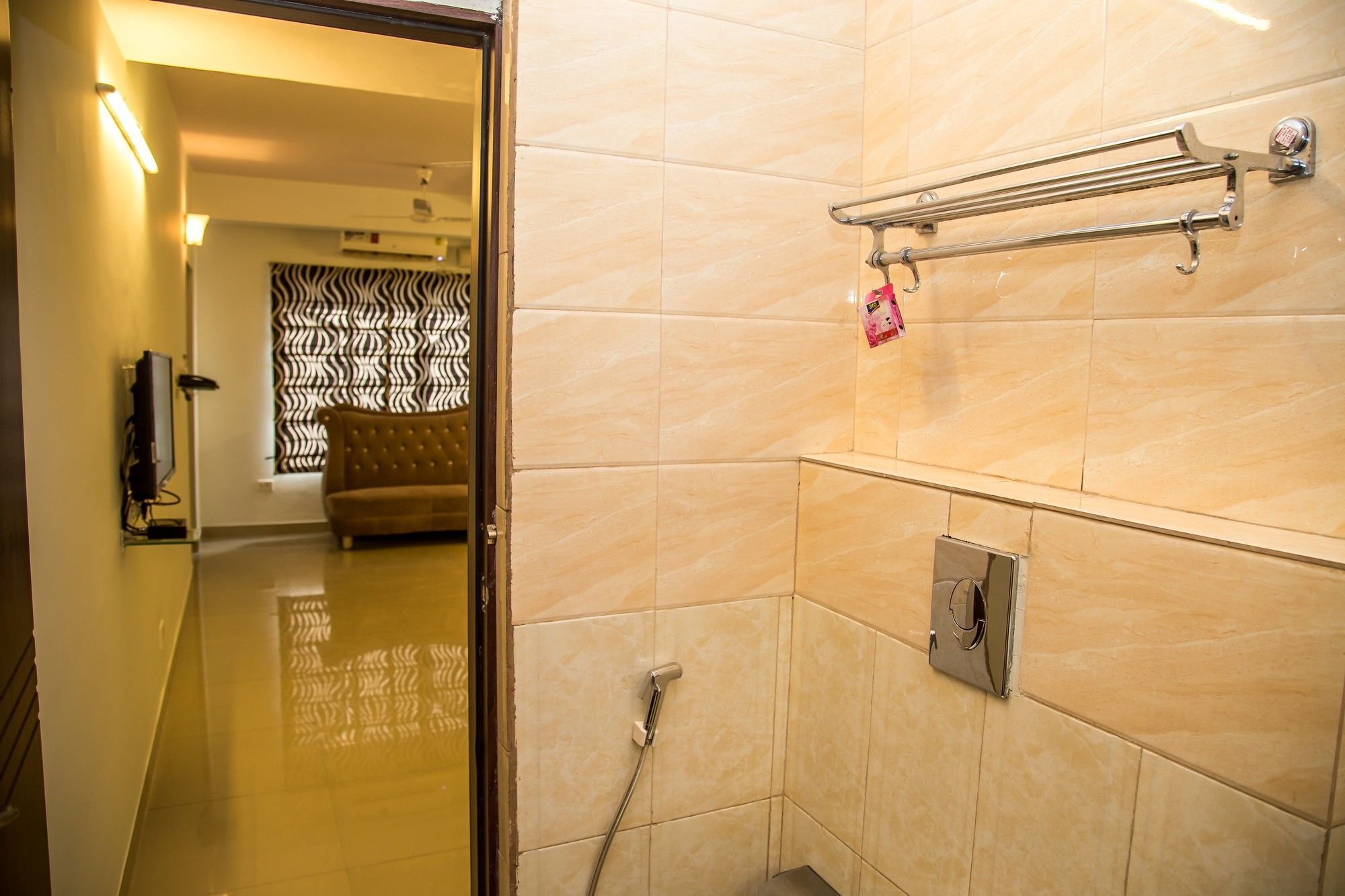 Collection O 29 Church'S Inn Near Cubbon Park Bangalore Exterior foto